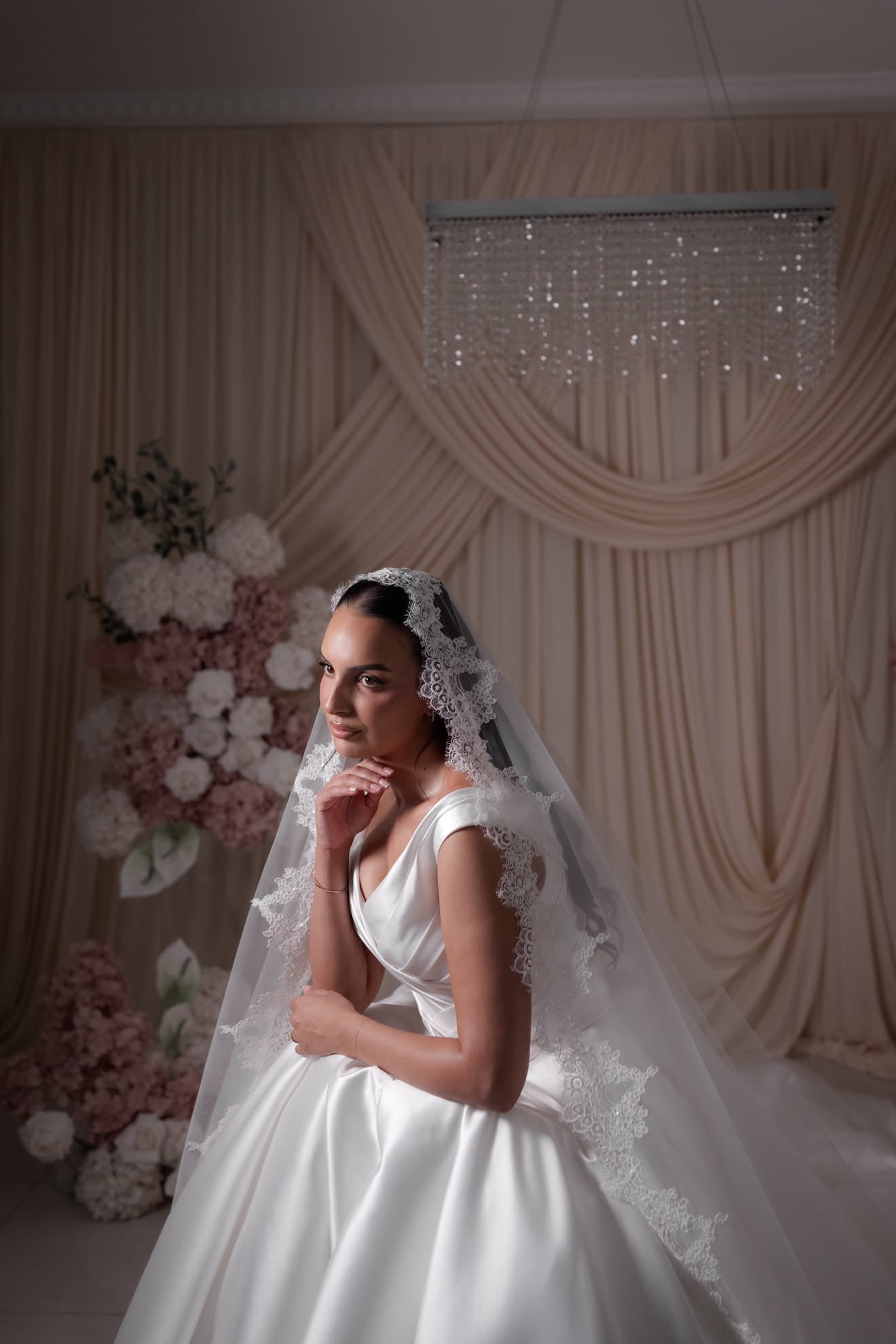 SERENA VEIL