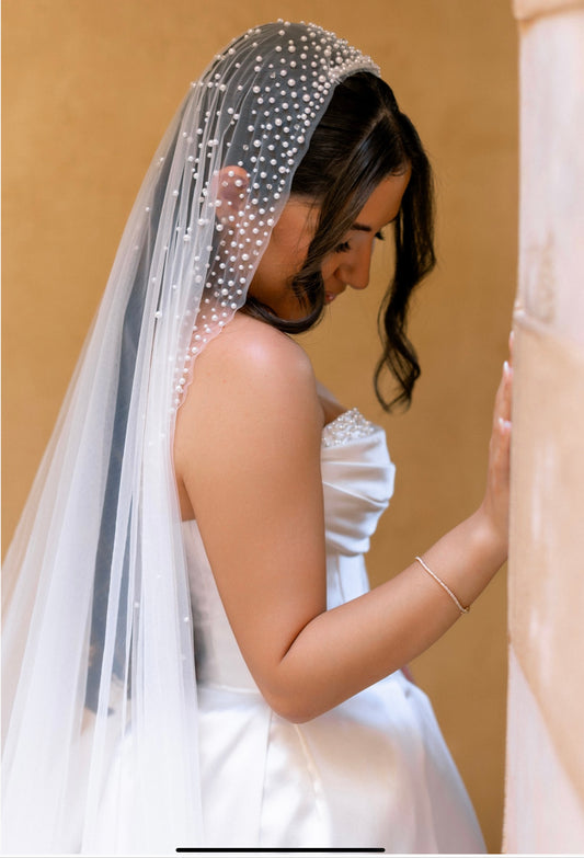 EVALEENA MANTILLA VEIL