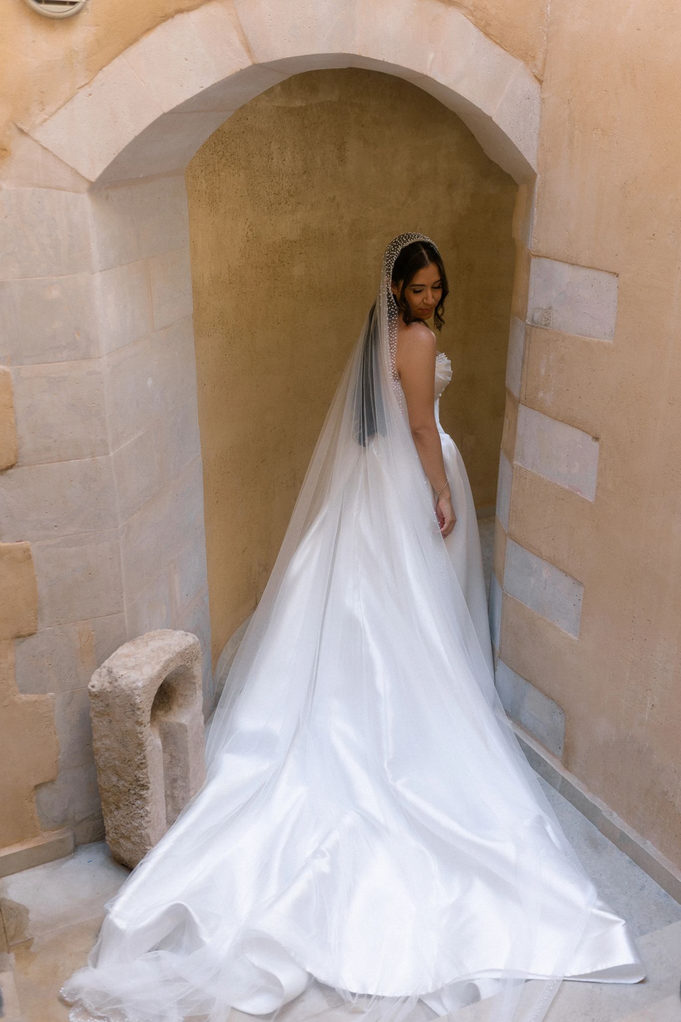 EVALEENA MANTILLA VEIL